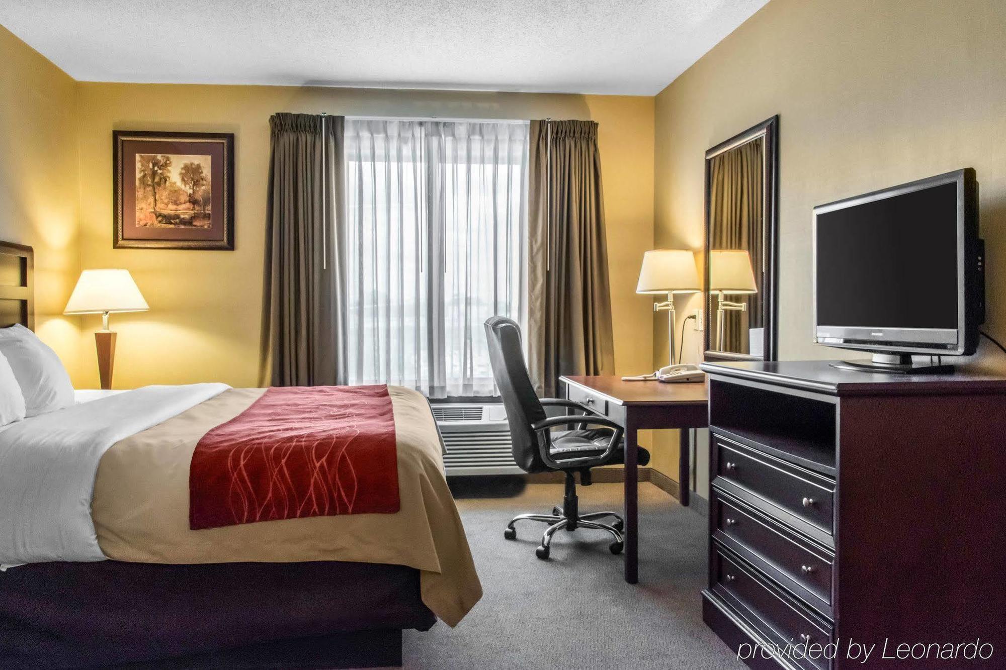 Red Roof Inn & Suites Bloomsburg - Mifflinville Экстерьер фото